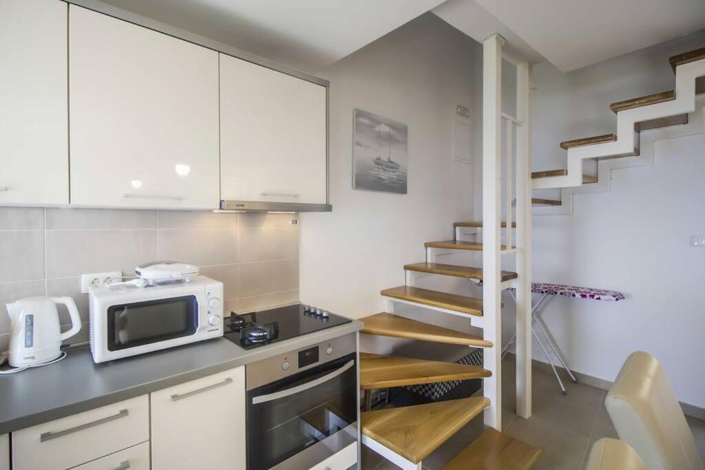 Holiday Home Aria ポドゥゴラ エクステリア 写真