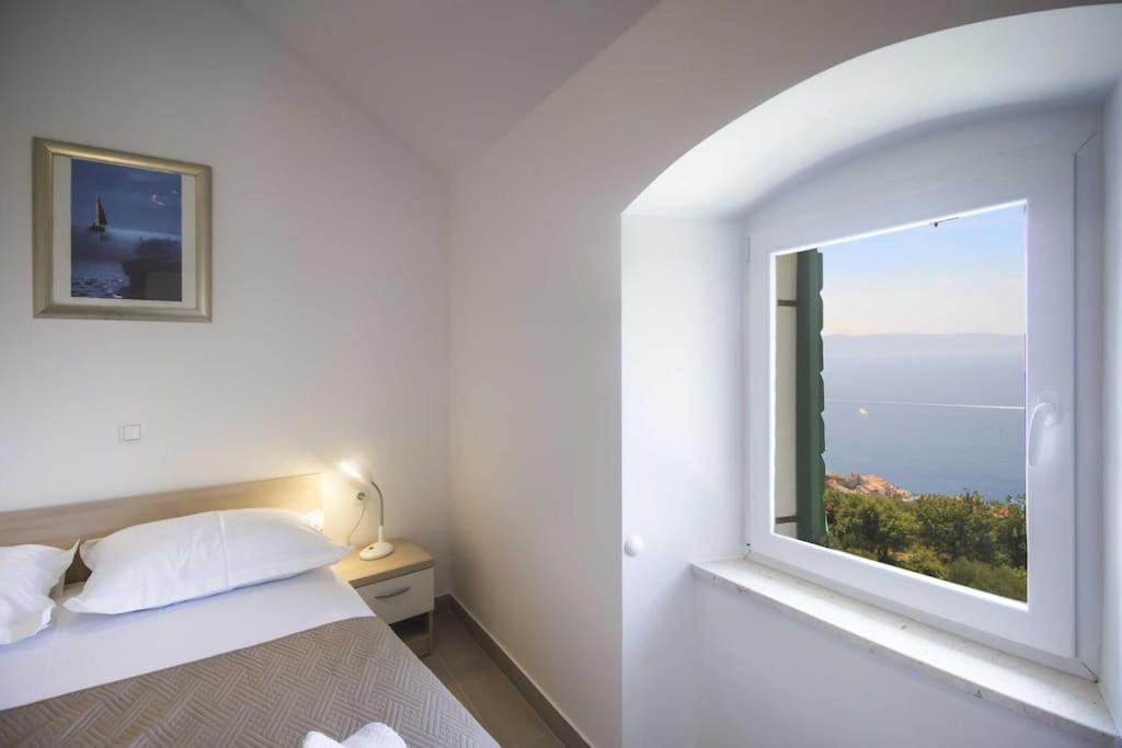 Holiday Home Aria ポドゥゴラ エクステリア 写真