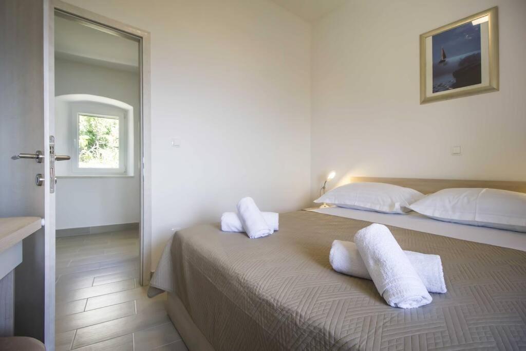 Holiday Home Aria ポドゥゴラ エクステリア 写真
