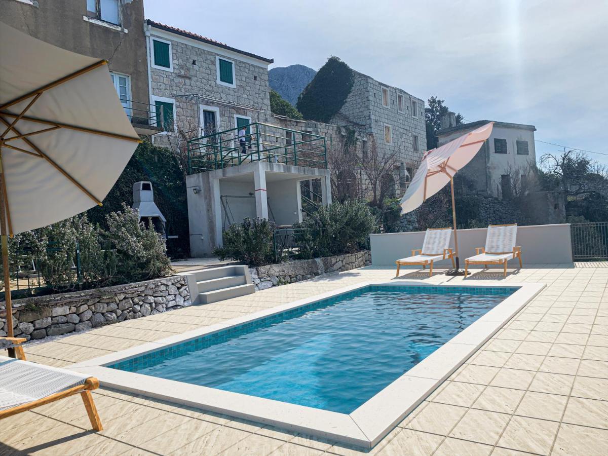 Holiday Home Aria ポドゥゴラ エクステリア 写真